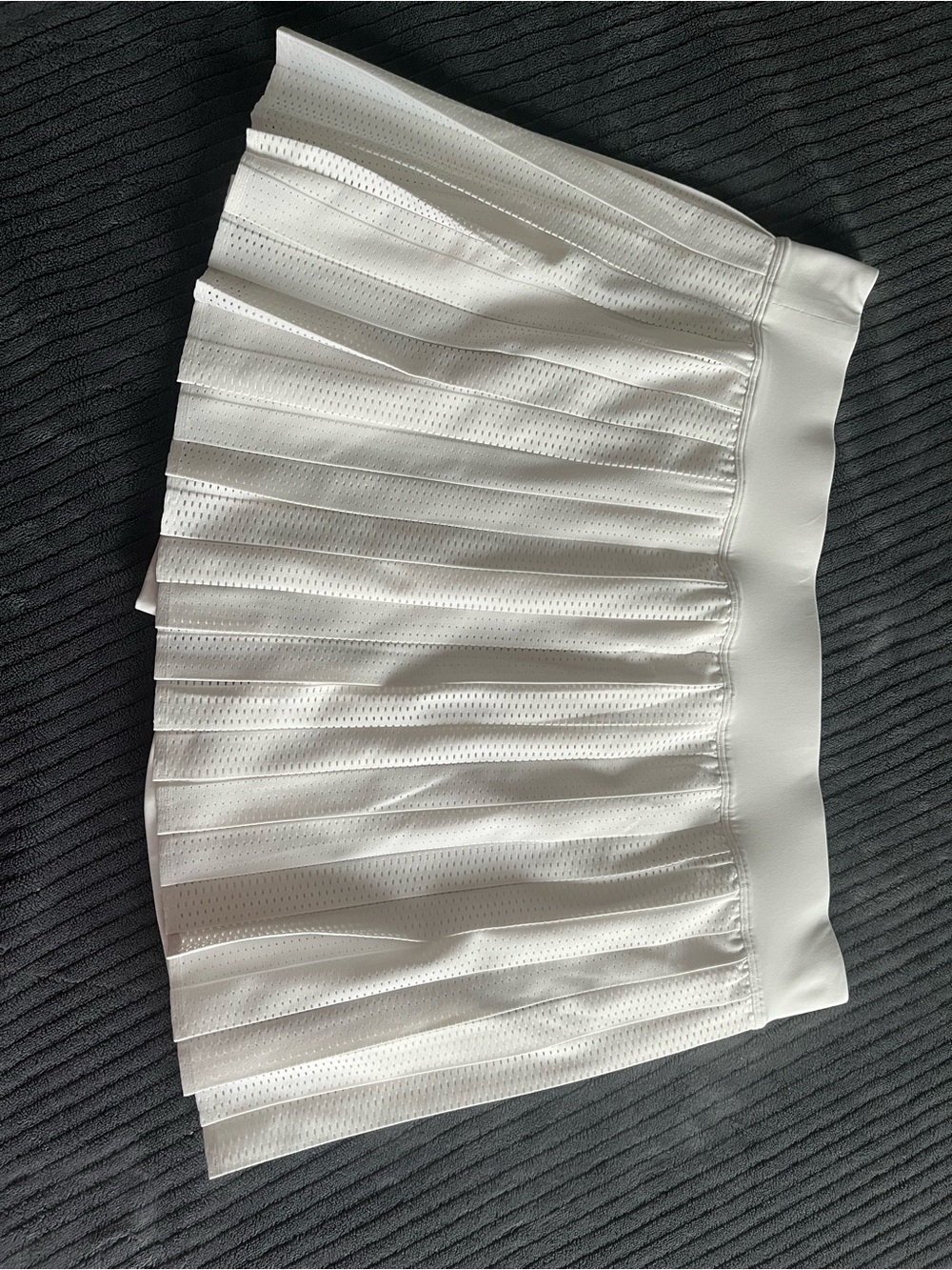 Pleated Open-Knit High-Rise Tennis Skirt | Lululemon | Size 14 - Picture 9 of 10
